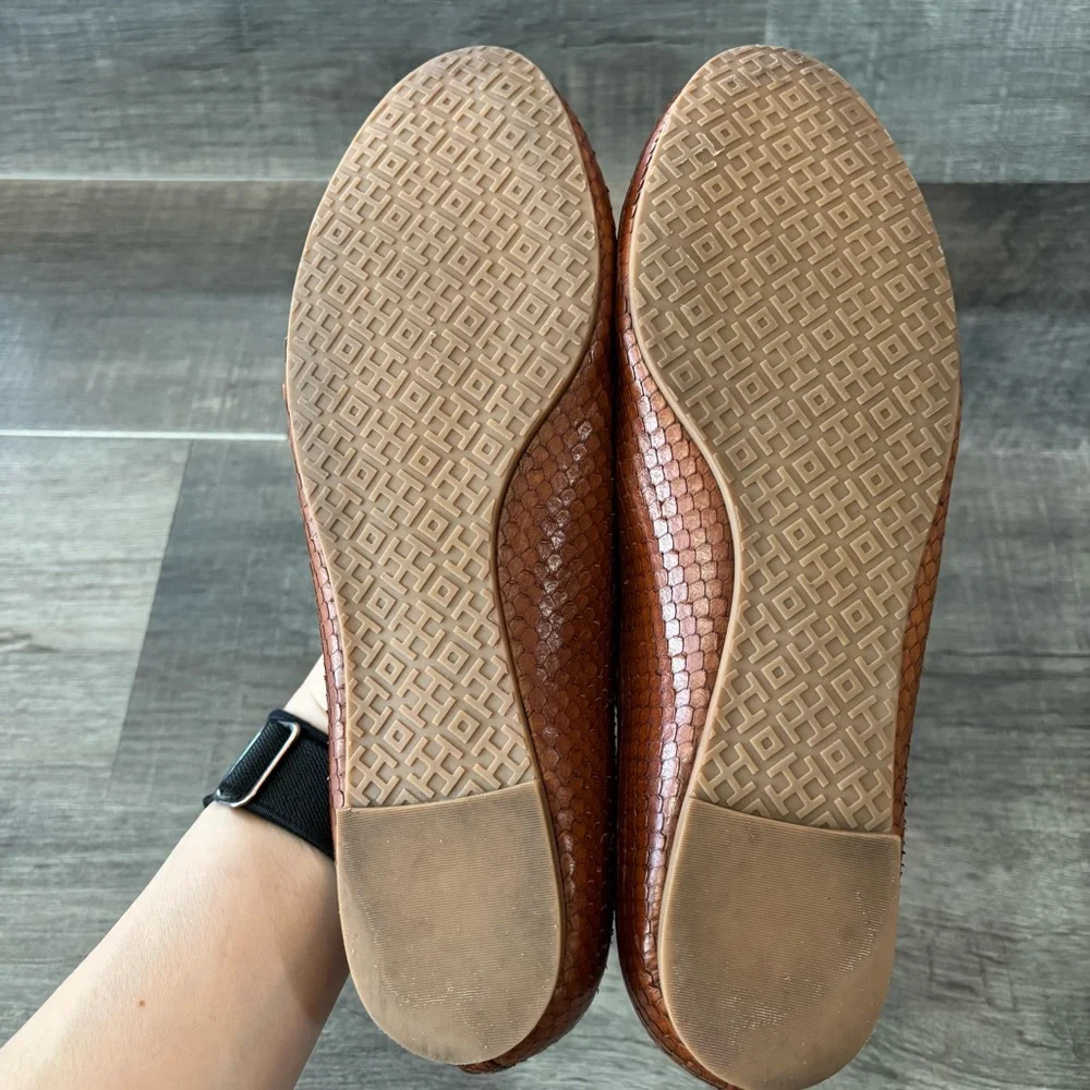 Tory Burch Lowell 2 Snakeskin-Embossed Leather Flats Brown - Size 9M, GUC - Picture 2 of 10